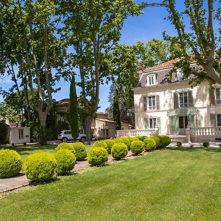 Les Frenes En Provence-Chateau Zen Avignon Exterior photo